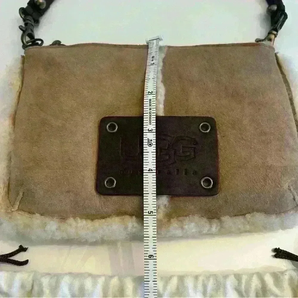 UGG purse- Sherpa lined - Picture 9 of 11